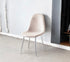 Chaise Scandi – Velours anti-tache & piètement chromé